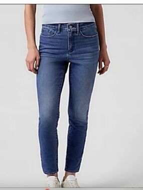 Athleta Straight Leg Sculptek Jeans, Sz 8